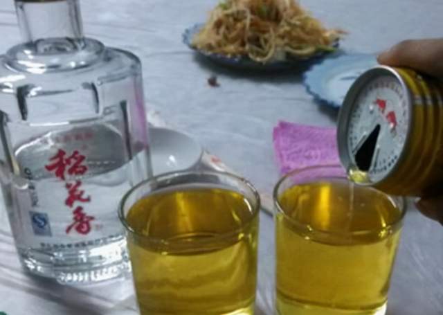 白酒品鑒寶典 避開這些喝法誤區(qū)，才能真正享受醇香